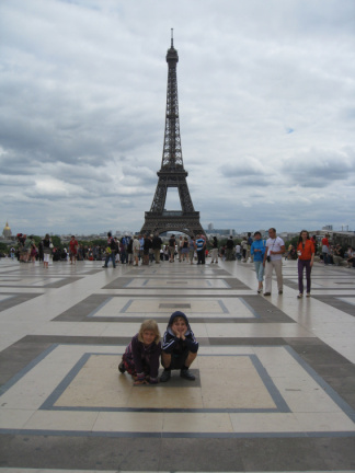 2011-FR-Eiffel2