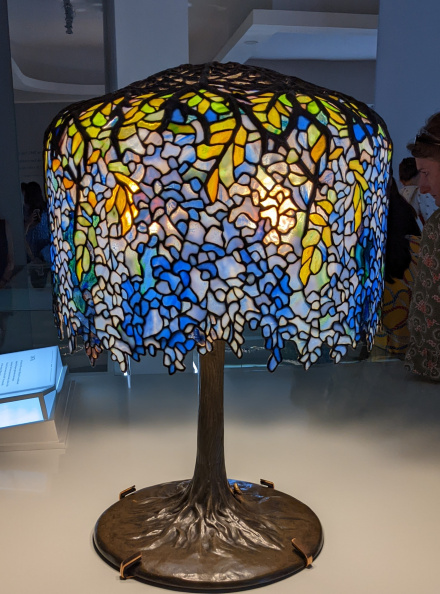 Tiffany_lamp.jpg