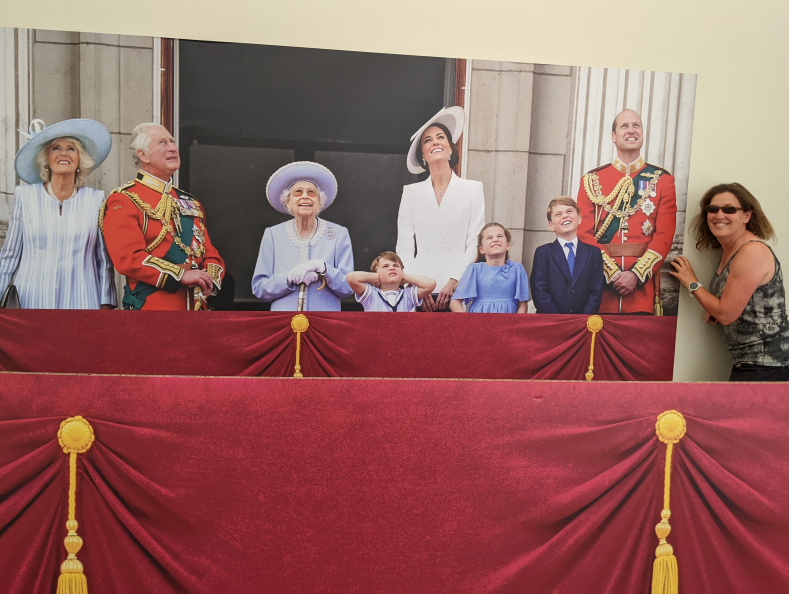 Buckingham_Royals1.jpg