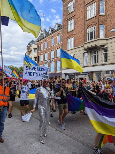 Pride_parade_Ukraine.jpg