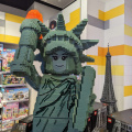 Lego_statue.jpg