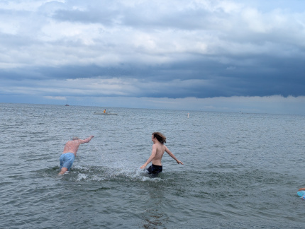 Lake08